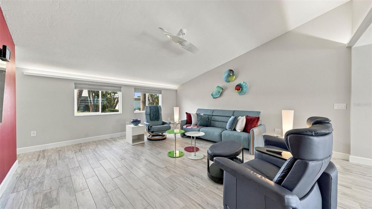 120 Whispering Sands Drive , Unit V20, Sarasota, FL 34242 Photo
