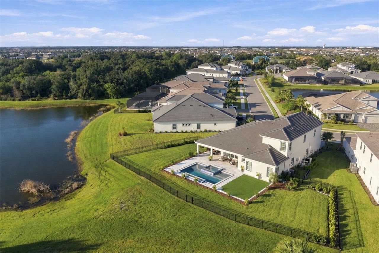 4312 Springhouse Circle , Lakewood Ranch, FL 34211 Photo