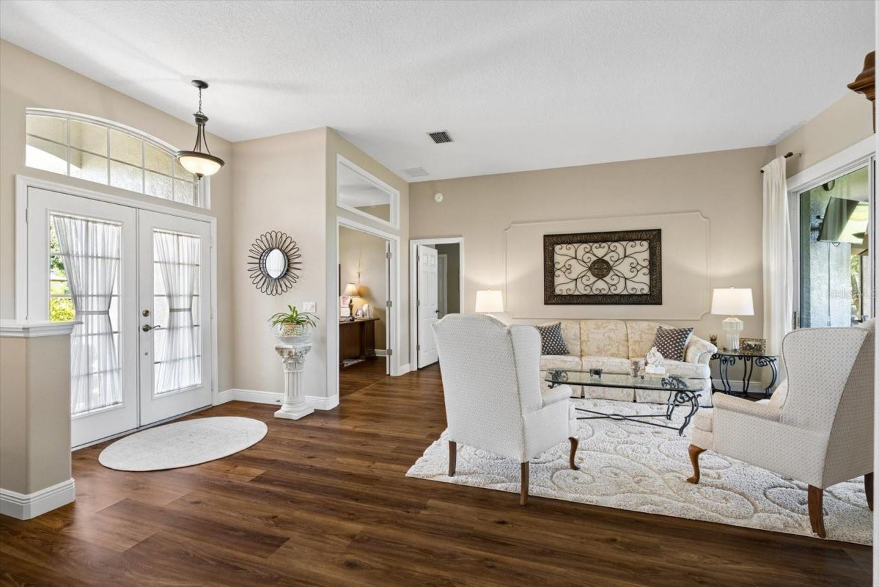 9921 Laurel Valley Avenue Circle, Bradenton, FL 34202 Photo