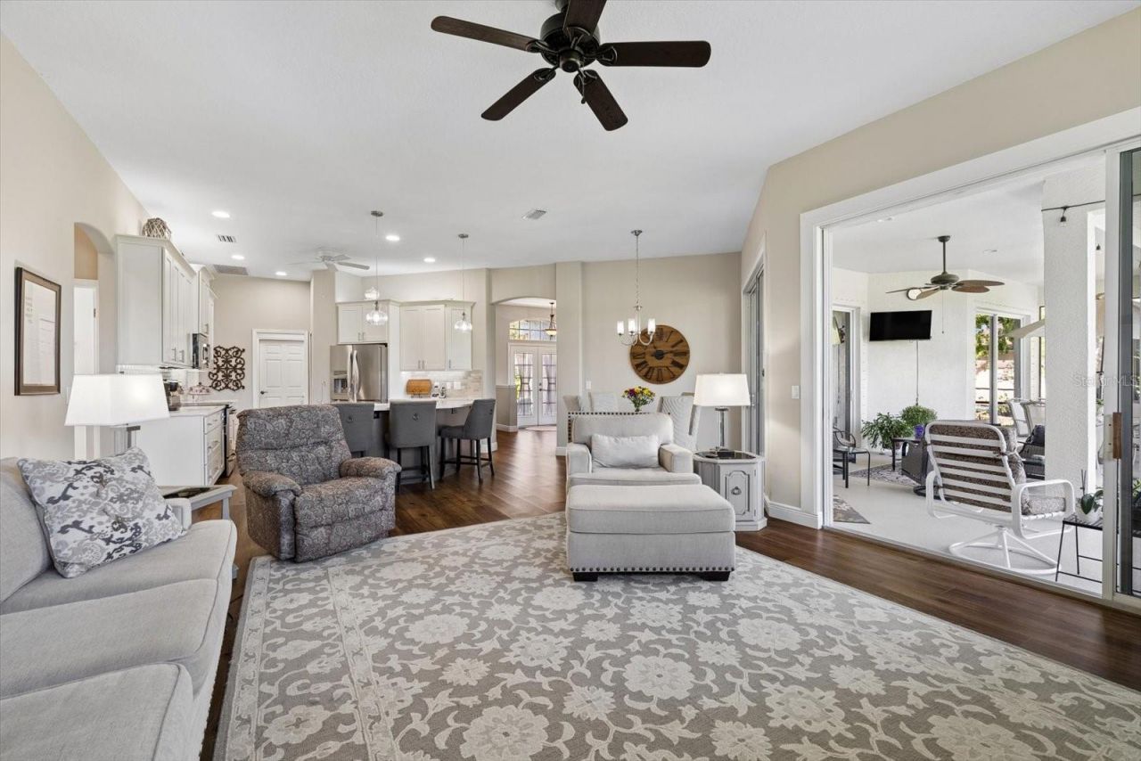 9921 Laurel Valley Avenue Circle, Bradenton, FL 34202 Photo