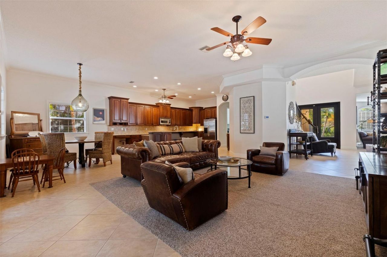 647 Santa Maria Drive, Tierra Verde, FL 33715 Photo