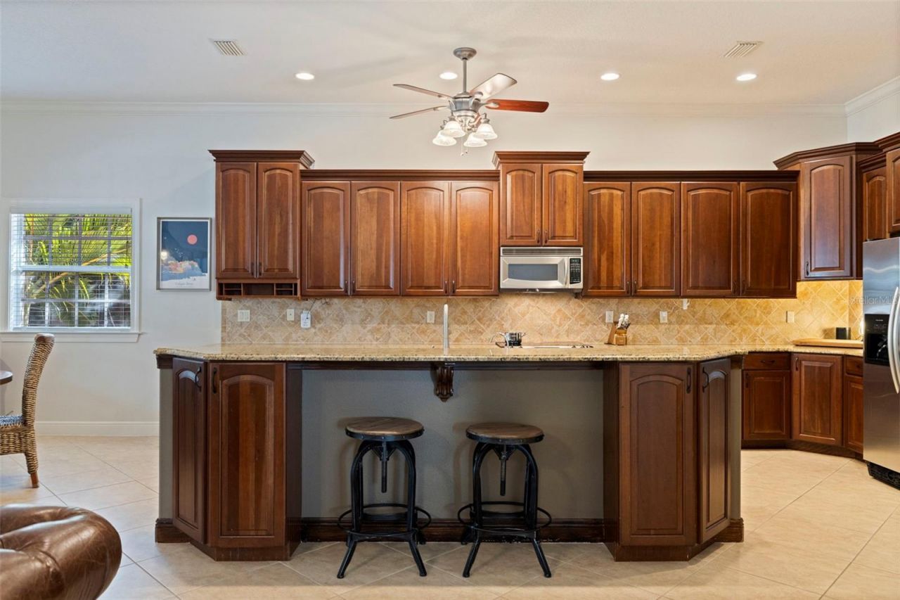 647 Santa Maria Drive, Tierra Verde, FL 33715 Photo