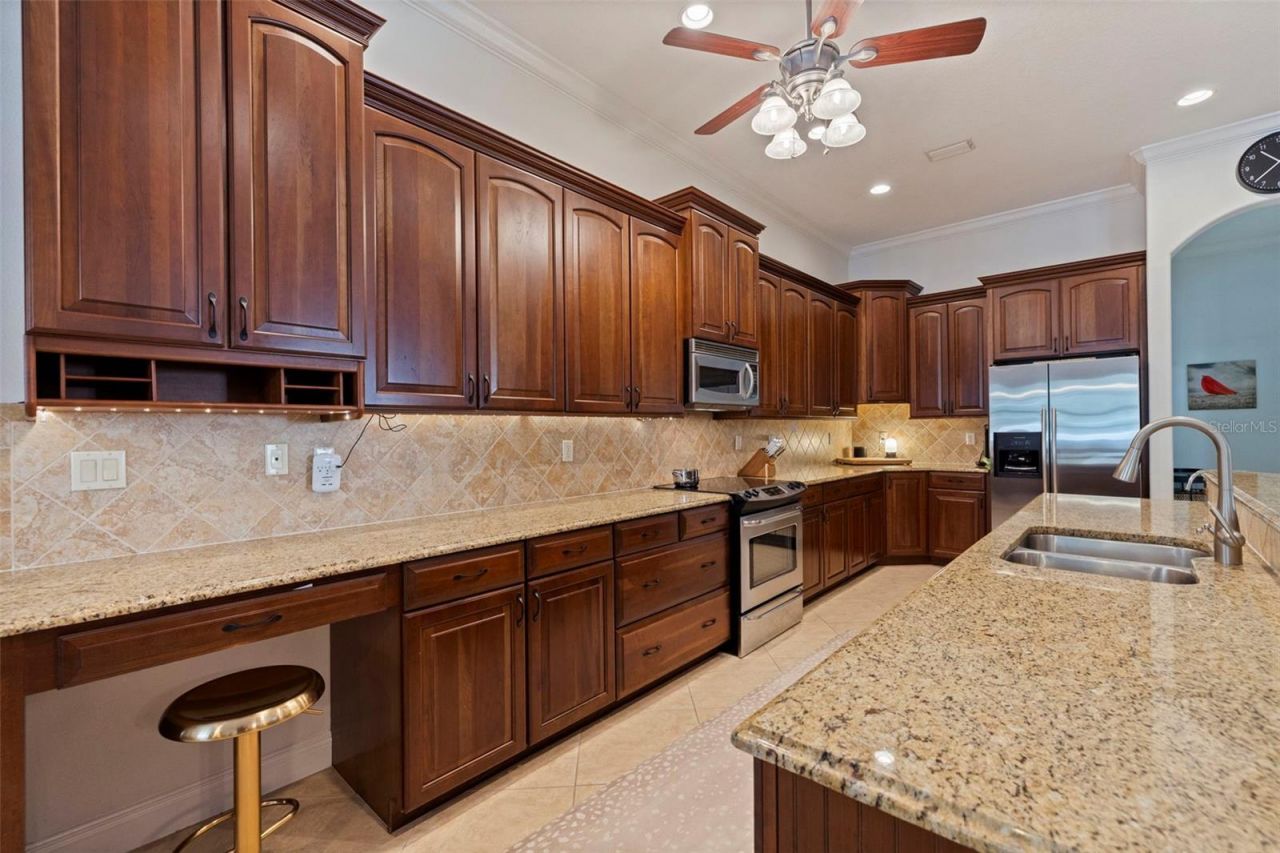 647 Santa Maria Drive, Tierra Verde, FL 33715 Photo