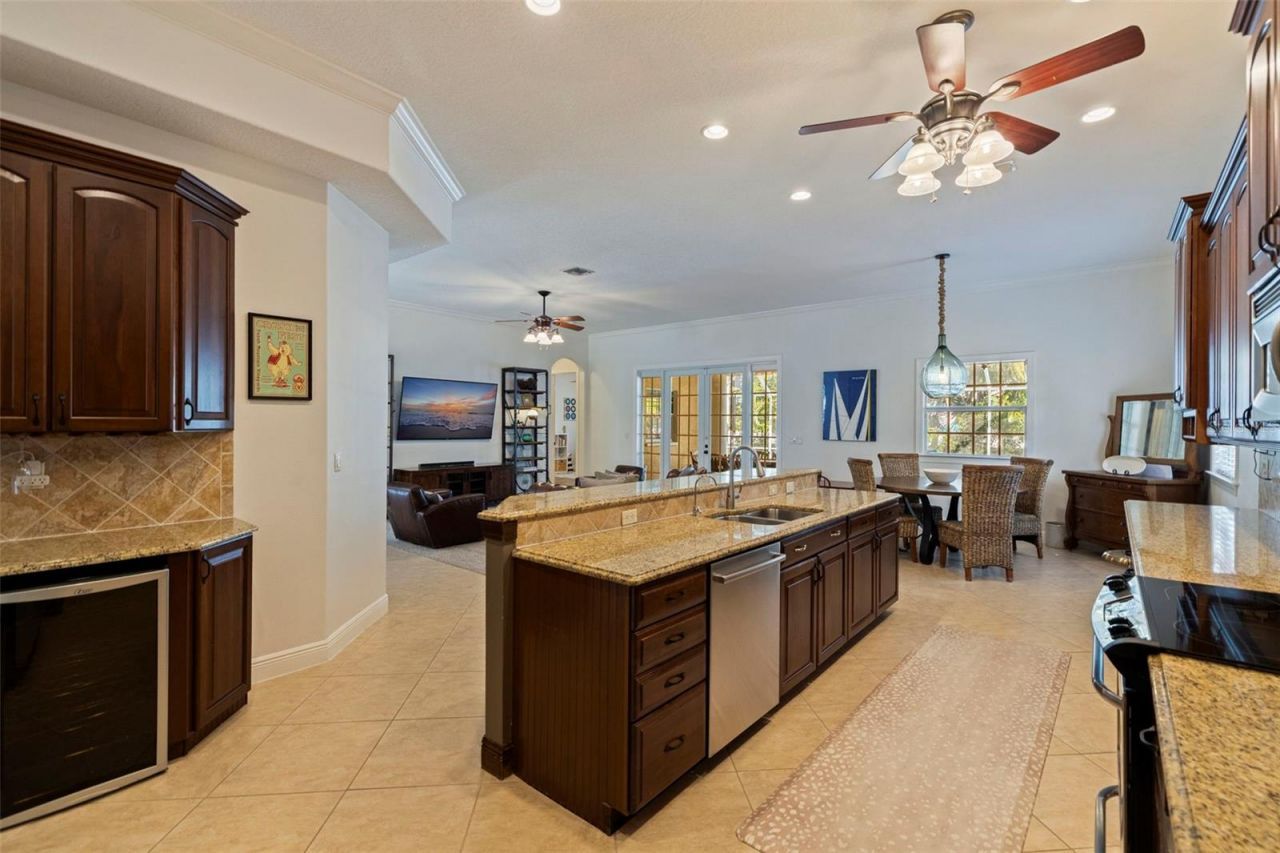 647 Santa Maria Drive, Tierra Verde, FL 33715 Photo