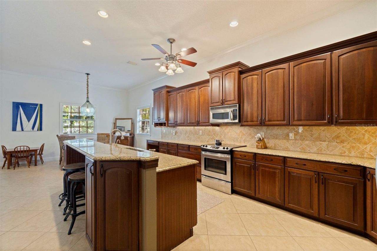 647 Santa Maria Drive, Tierra Verde, FL 33715 Photo