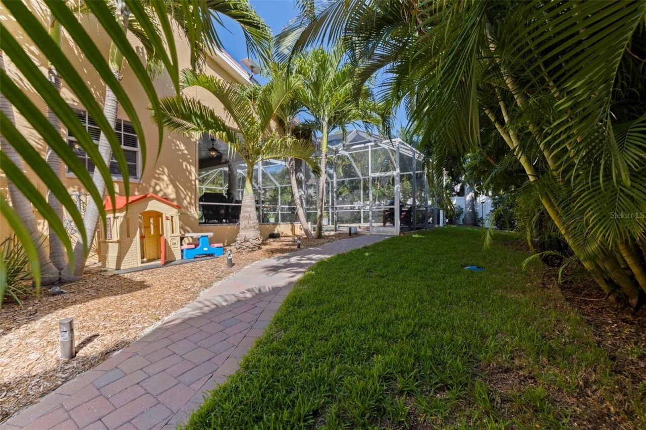 647 Santa Maria Drive, Tierra Verde, FL 33715 Photo