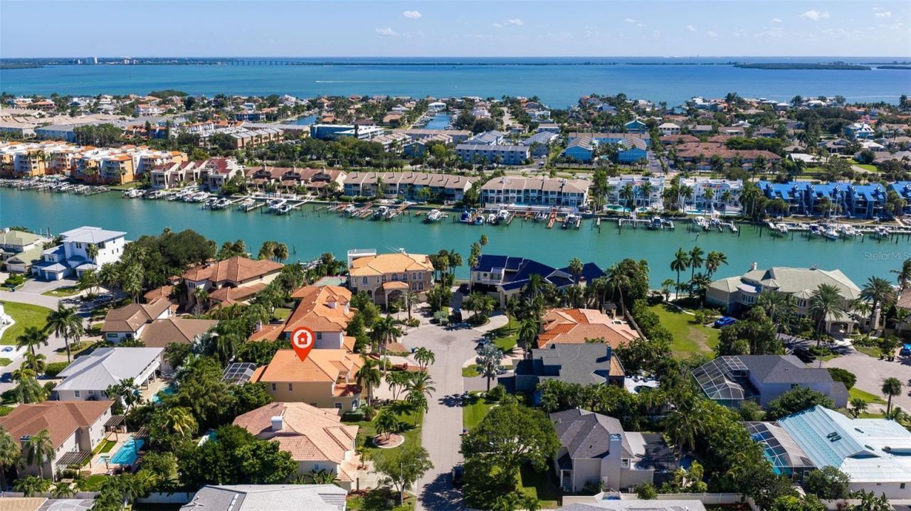 647 Santa Maria Drive, Tierra Verde, FL 33715 Photo