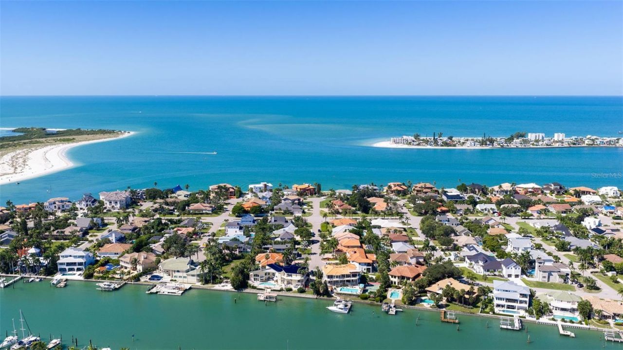 647 Santa Maria Drive, Tierra Verde, FL 33715 Photo