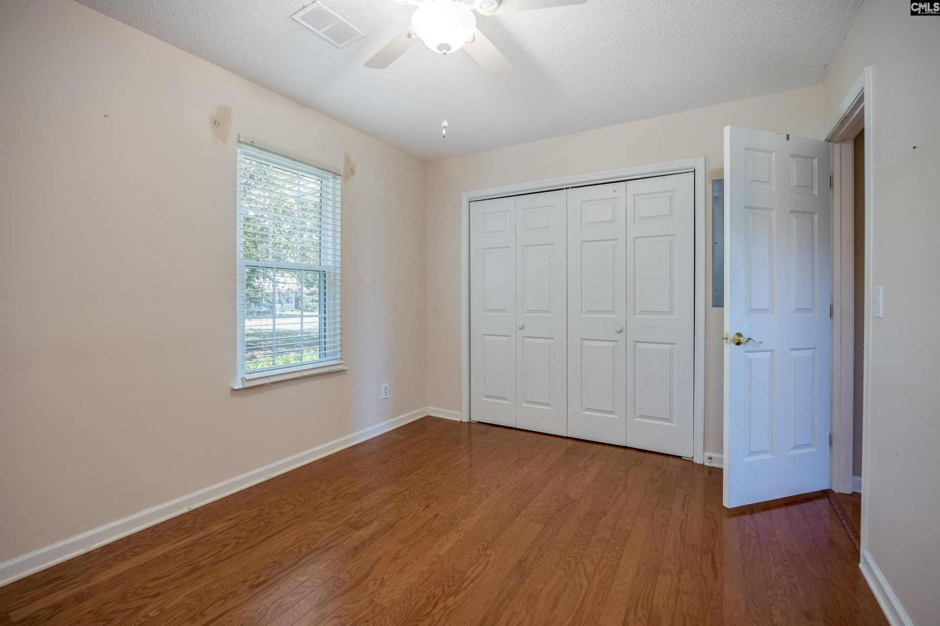 26 Brentwood Drive Photo 11