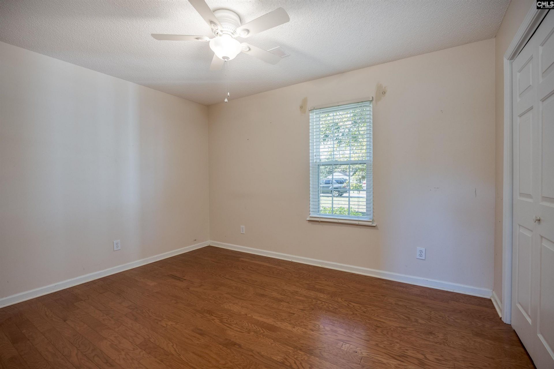 26 Brentwood Drive Photo 17