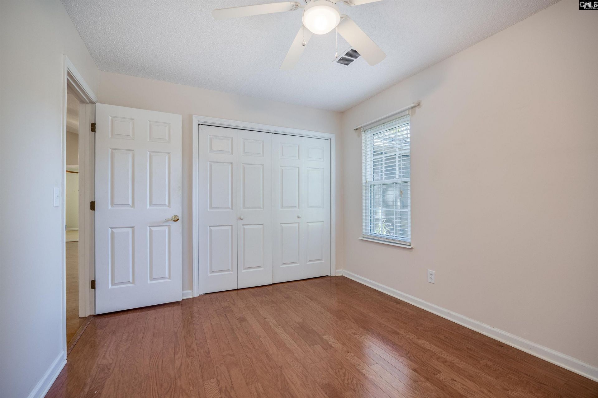 26 Brentwood Drive Photo 9