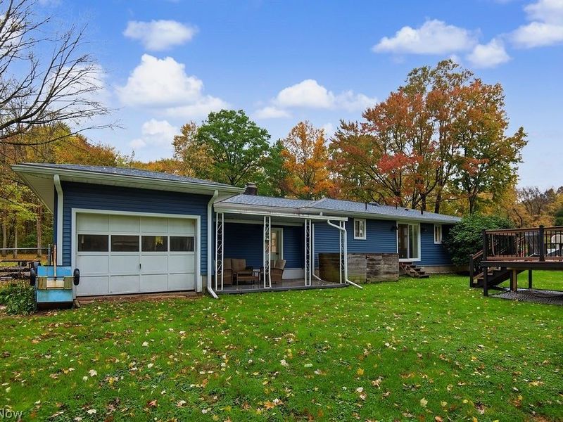1533 Lake Drive, Hubbard, OH 44425 Photo 5
