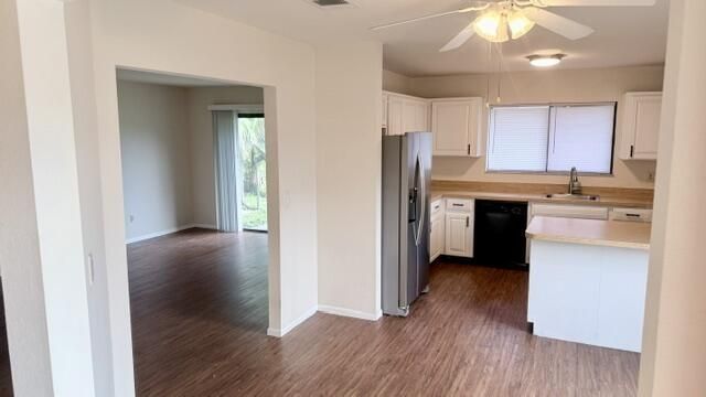 1402 SE Ashford Place, Port Saint Lucie, FL 34952 Photo