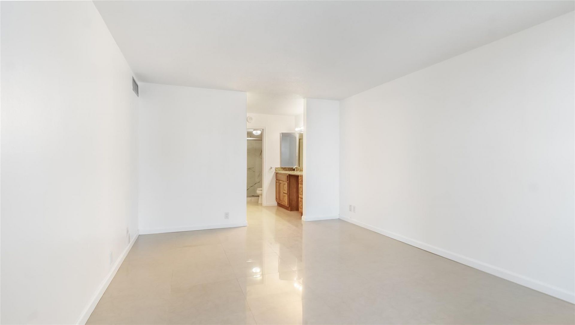 1000 S Ocean Boulevard S, Unit 12L, Pompano Beach, FL 33062 Photo