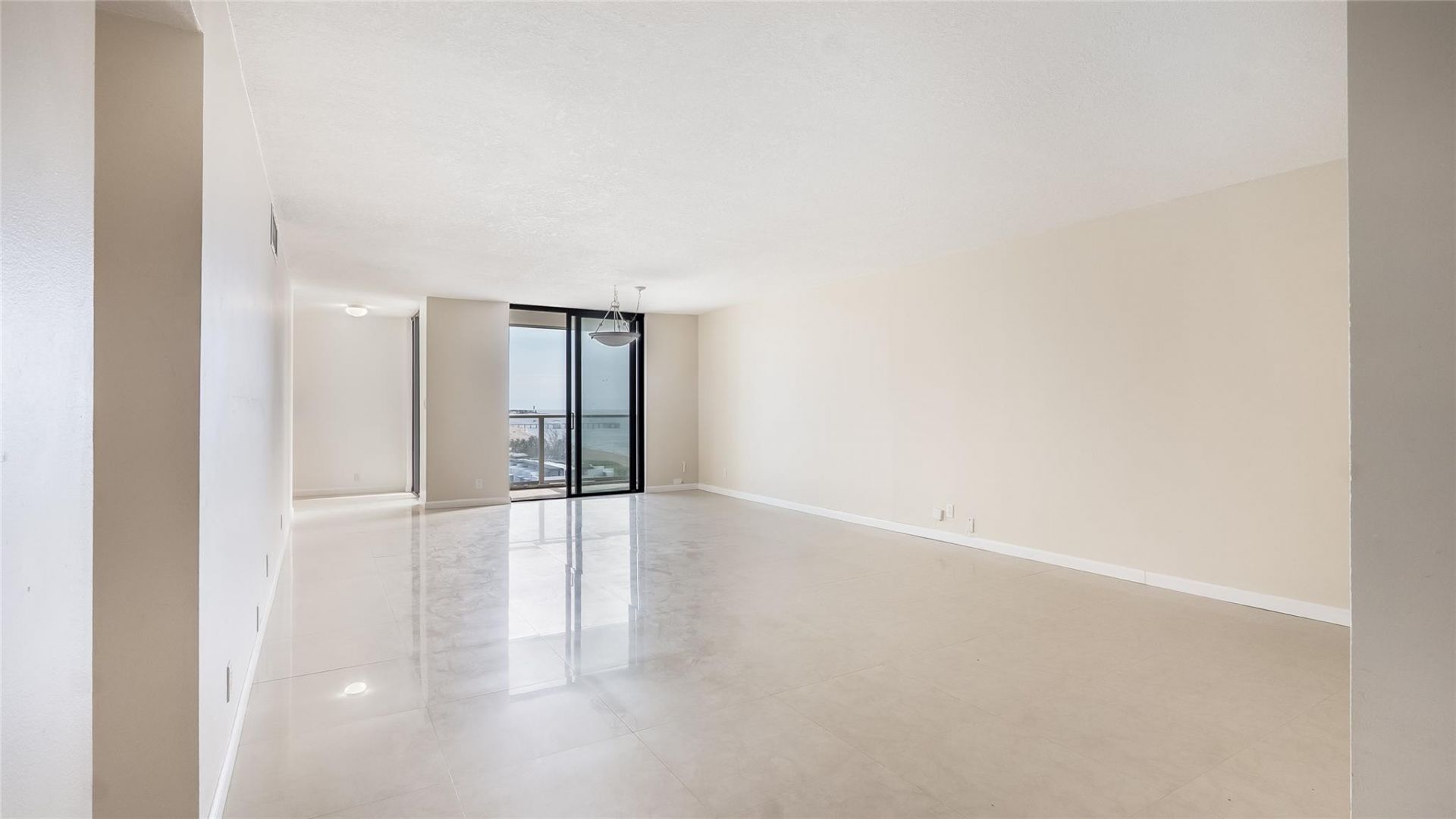 1000 S Ocean Boulevard S, Unit 12L, Pompano Beach, FL 33062 Photo