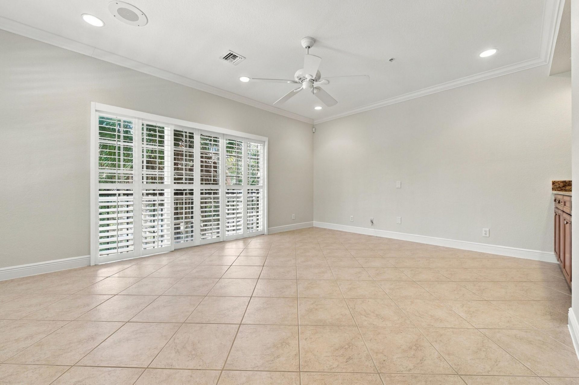 601 S Federal Highway, Unit 25, Lake Worth, FL 33460 Photo