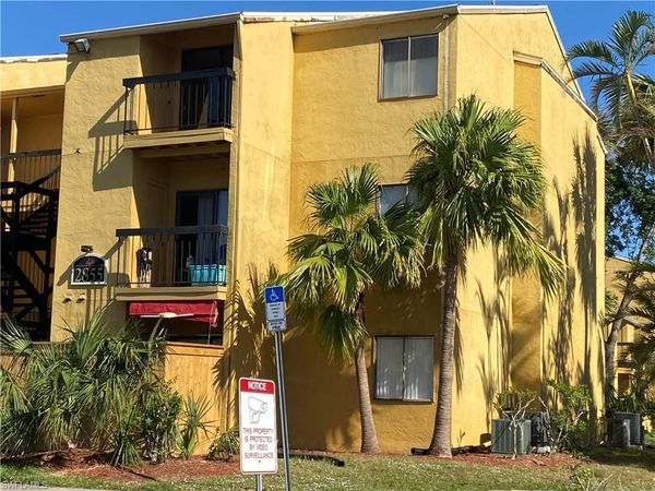 2855 Winkler AVE , Unit 124, FORT MYERS, FL 33916