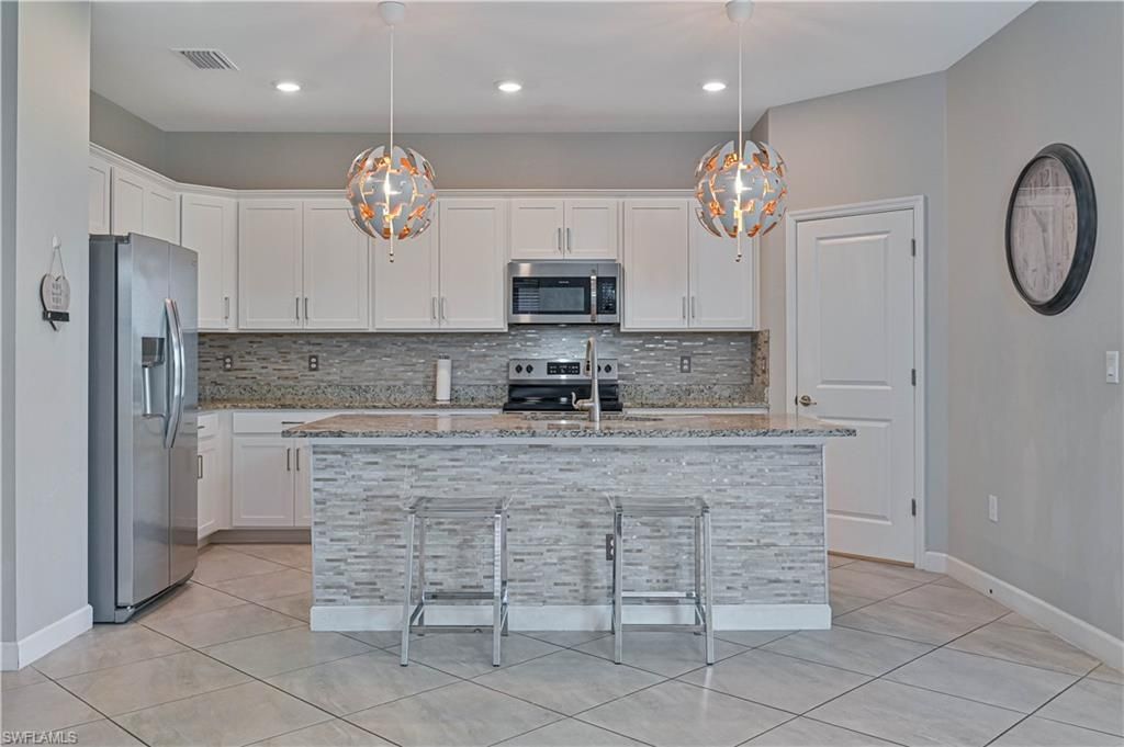 13846 Pine Lodge Ln, Fort Myers, FL 33913 Photo