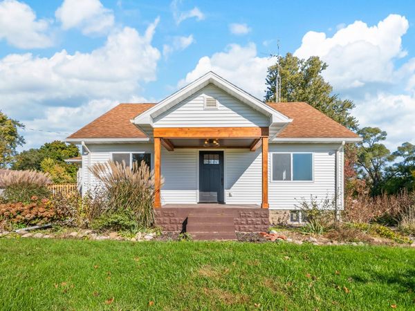 3839 Oxbow Road, Sodus, MI 49126