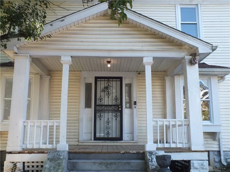 40 E Maplewood Avenue, Dayton, OH 45405 Photo 5