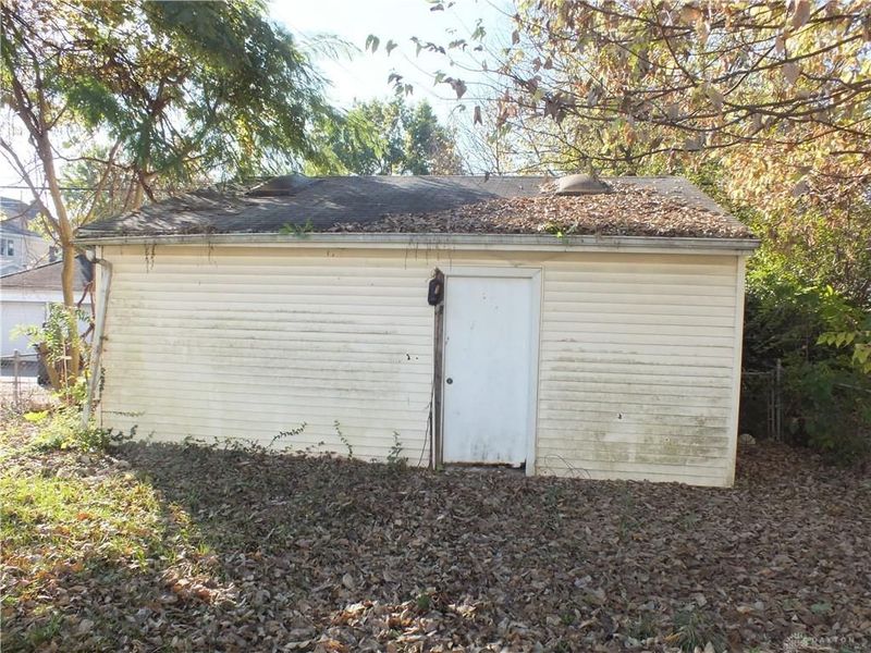 40 E Maplewood Avenue, Dayton, OH 45405 Photo 8