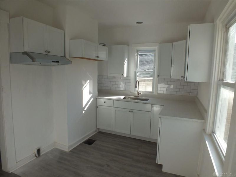40 E Maplewood Avenue, Dayton, OH 45405 Photo 9