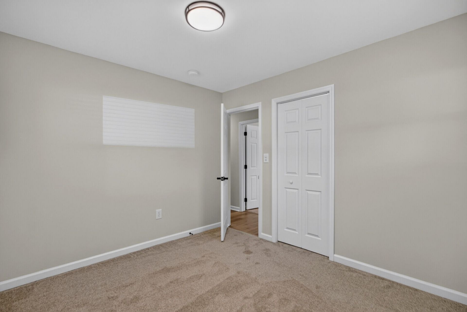 120 Clarine Drive Photo 26