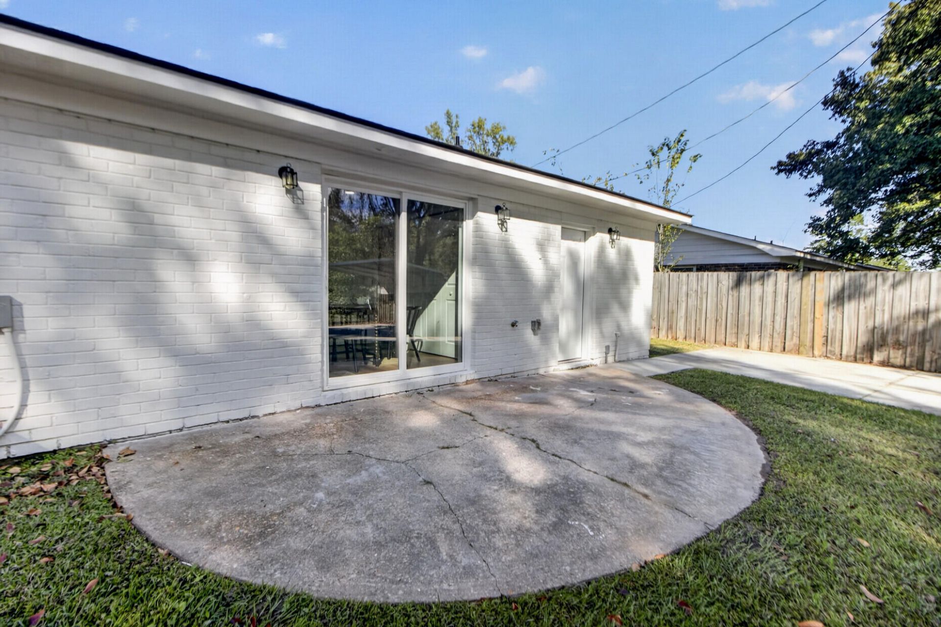 120 Clarine Drive Photo 27