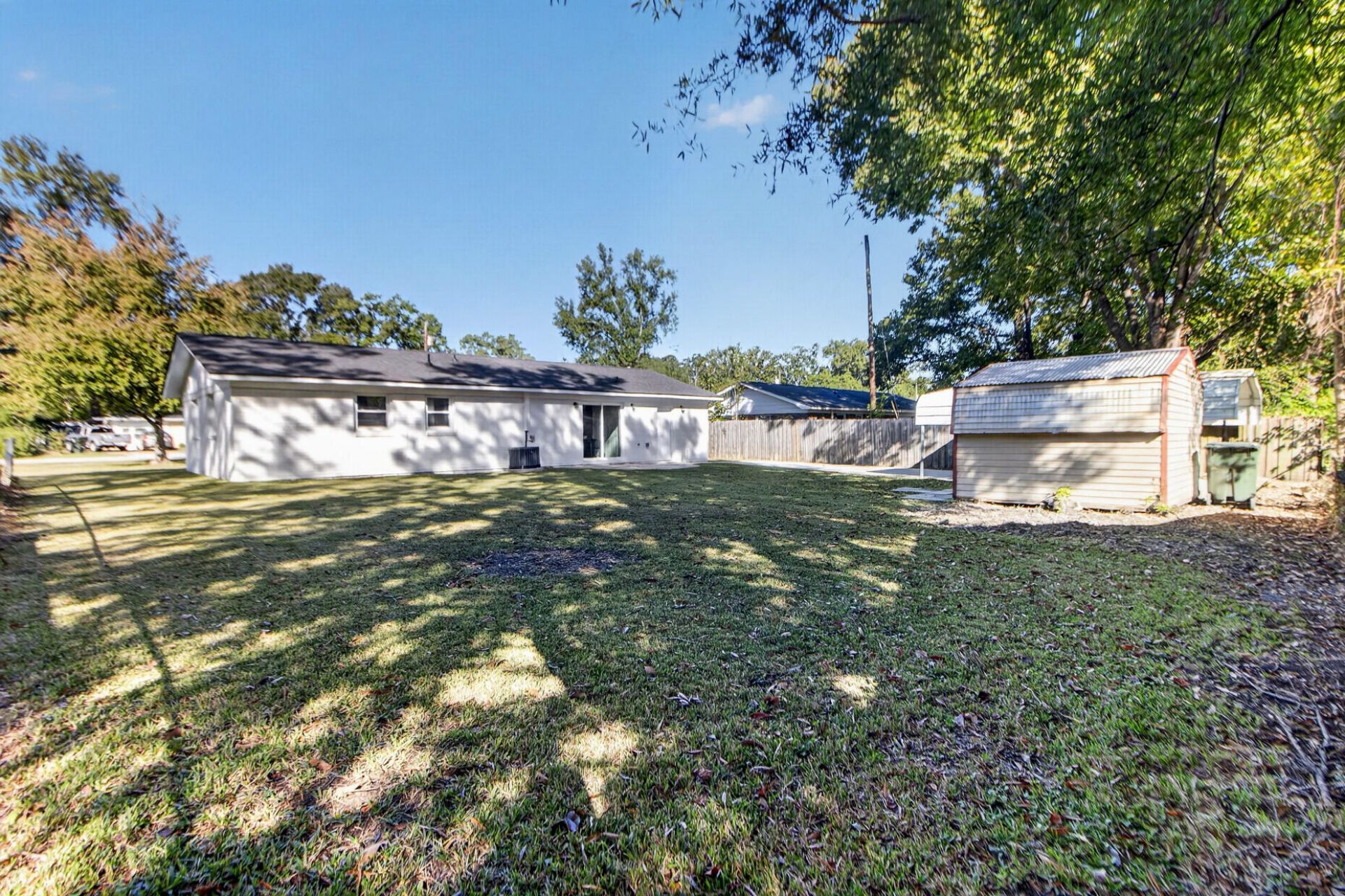 120 Clarine Drive Photo 30