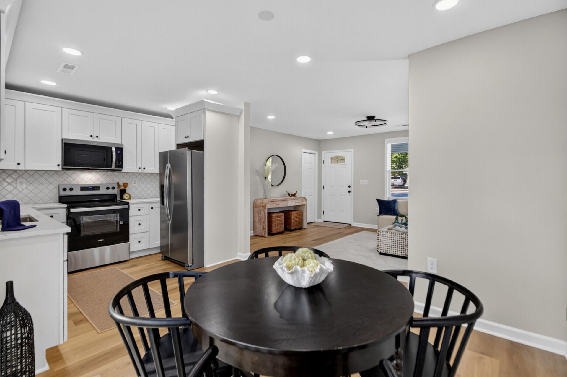 120 Clarine Drive Photo 8