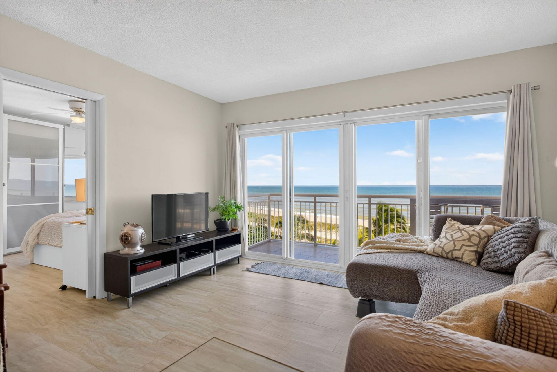 710 N Ocean Boulevard, Unit 506, Pompano Beach, FL 33062 Photo