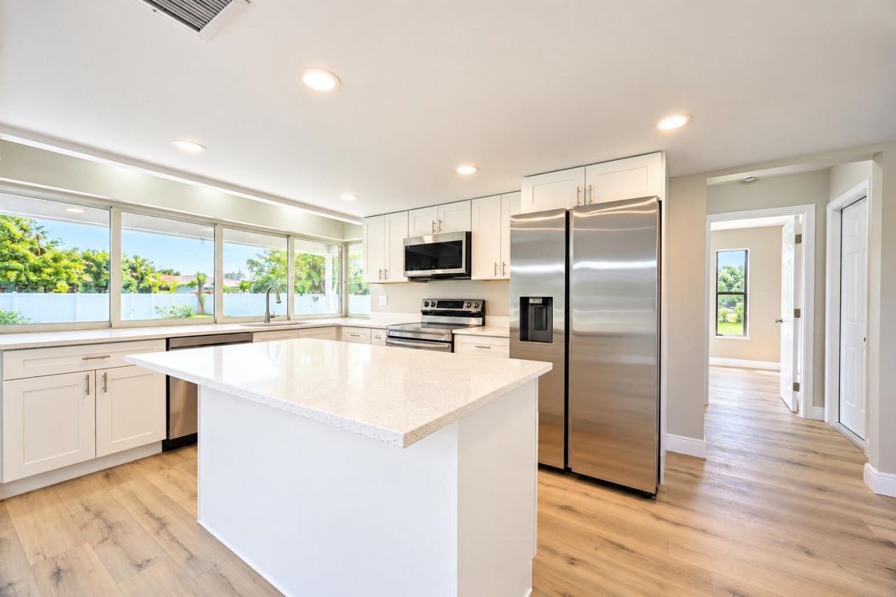 2502 SE Calusa Avenue, Port Saint Lucie, FL 34952 Photo