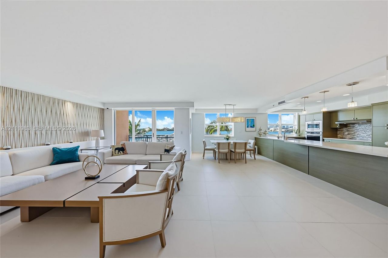 90 Alton Rd , Unit TH-8, Miami Beach, FL 33139 Photo