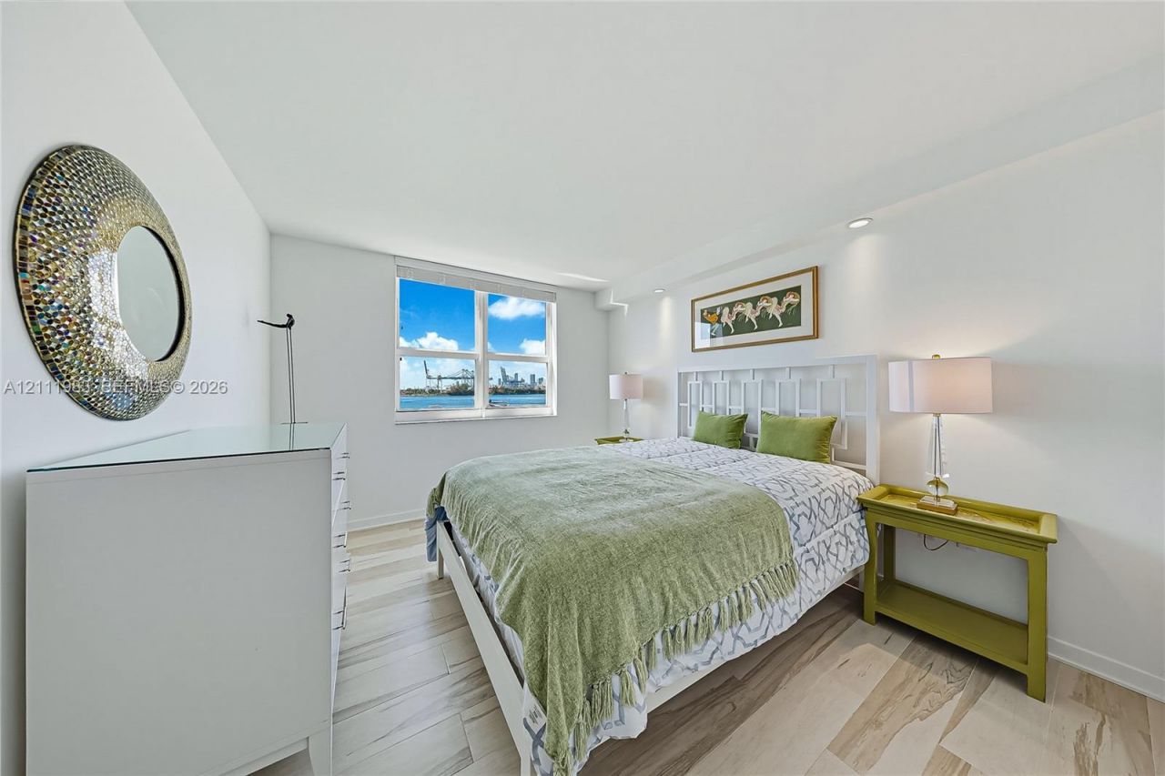 90 Alton Rd , Unit TH-8, Miami Beach, FL 33139 Photo