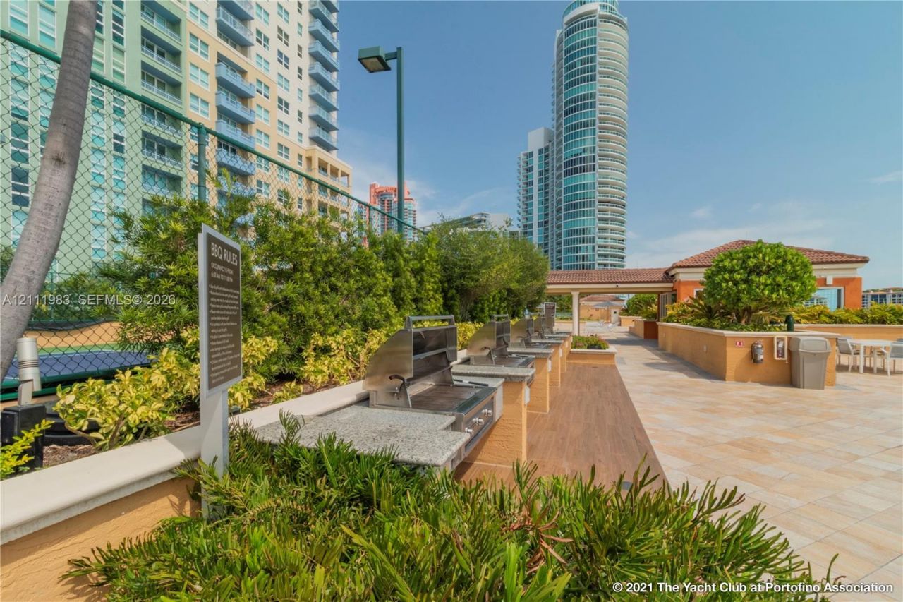 90 Alton Rd , Unit TH-8, Miami Beach, FL 33139 Photo