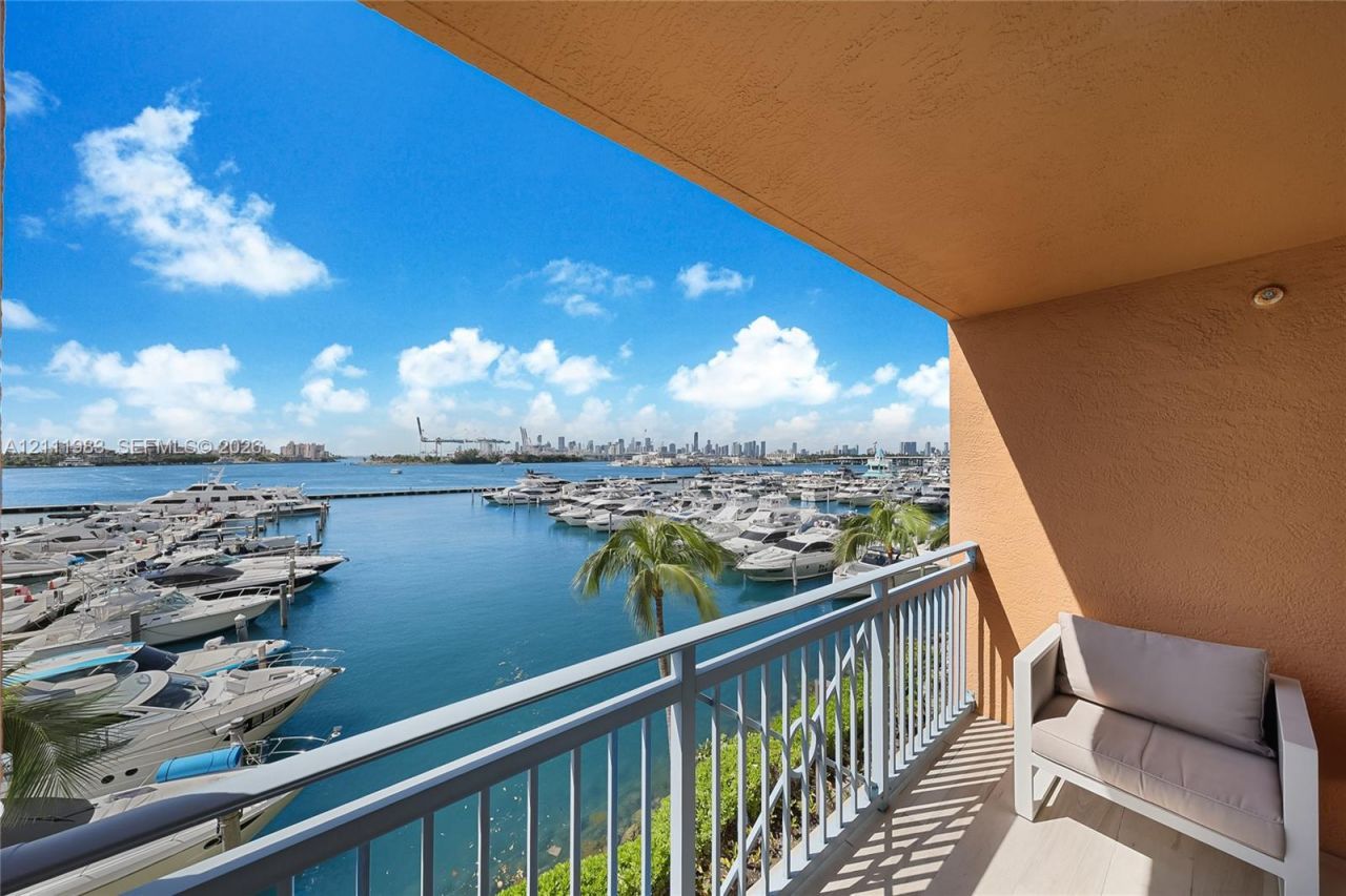 90 Alton Rd , Unit TH-8, Miami Beach, FL 33139 Photo