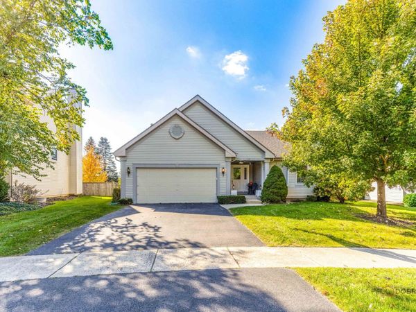 331 Woodhill Lane , Lake Villa, IL 60046