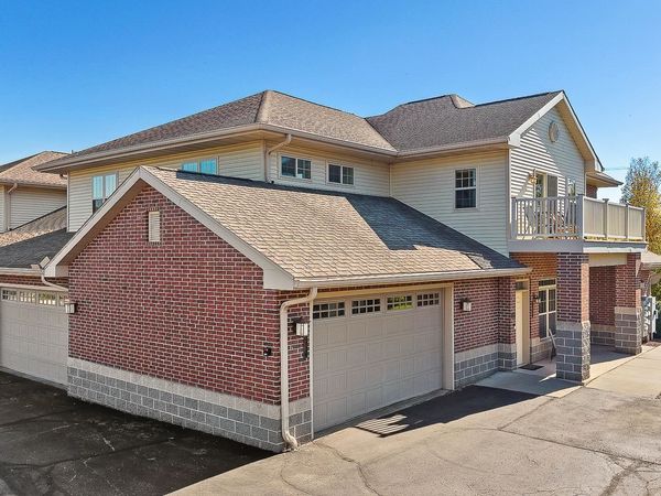 670 E Lake Avenue, Unit 207, Wisconsin Dells, WI 53965
