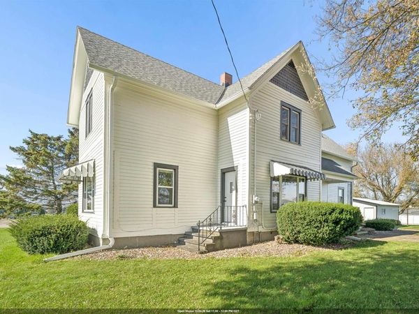 W6946 WISCONSIN AVENUE, Greenville, WI 54942