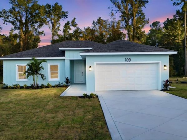 109 MILLS STREET , CRESCENT CITY, FL 32112