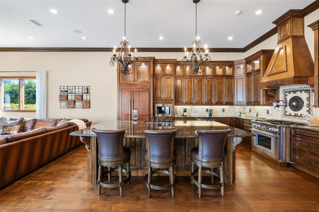 9805 Compass Point Way, Tampa, FL 33615 Photo