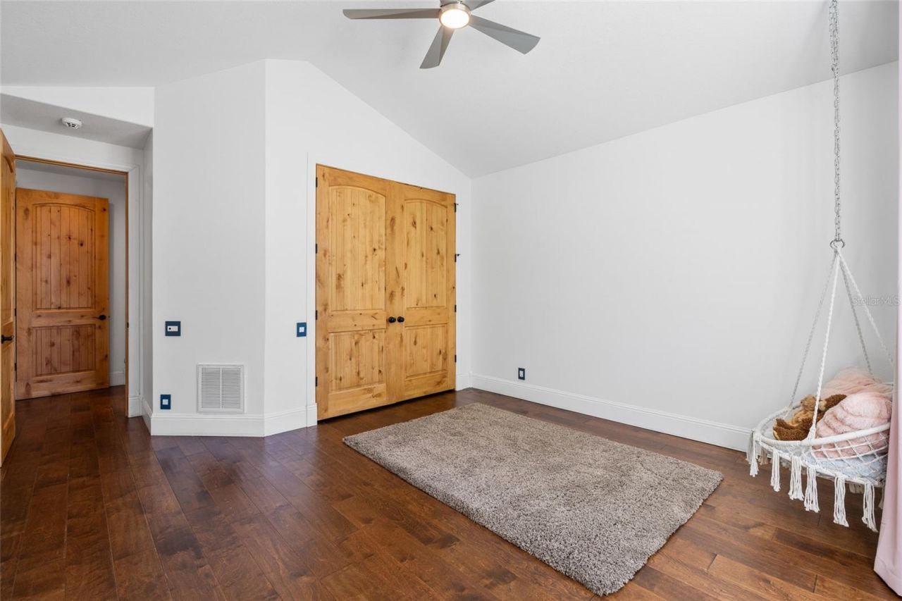 9805 Compass Point Way, Tampa, FL 33615 Photo