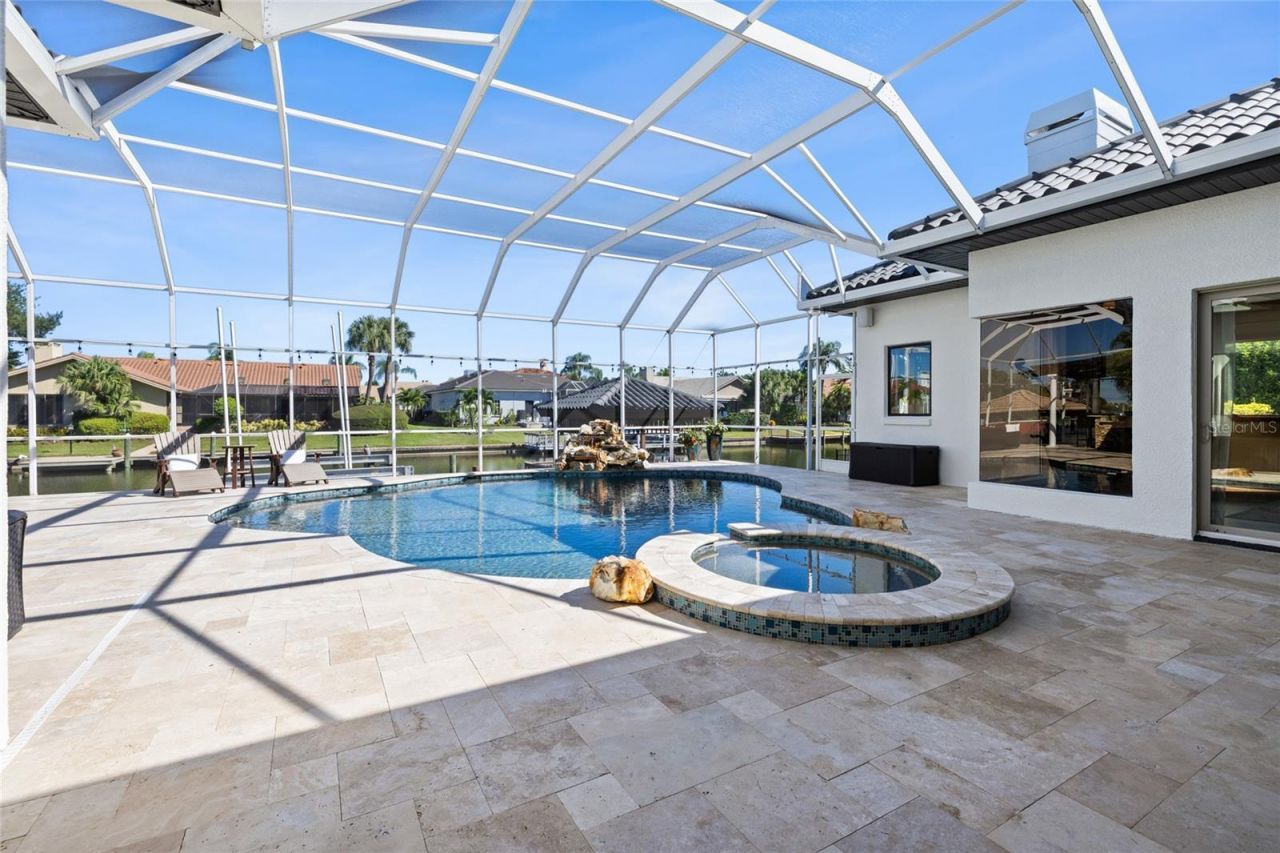 9805 Compass Point Way, Tampa, FL 33615 Photo