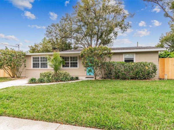 4704 W BAY AVENUE , TAMPA, FL 33616