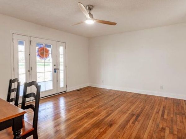 5 E Wotring Street, Rossville, GA 30741
