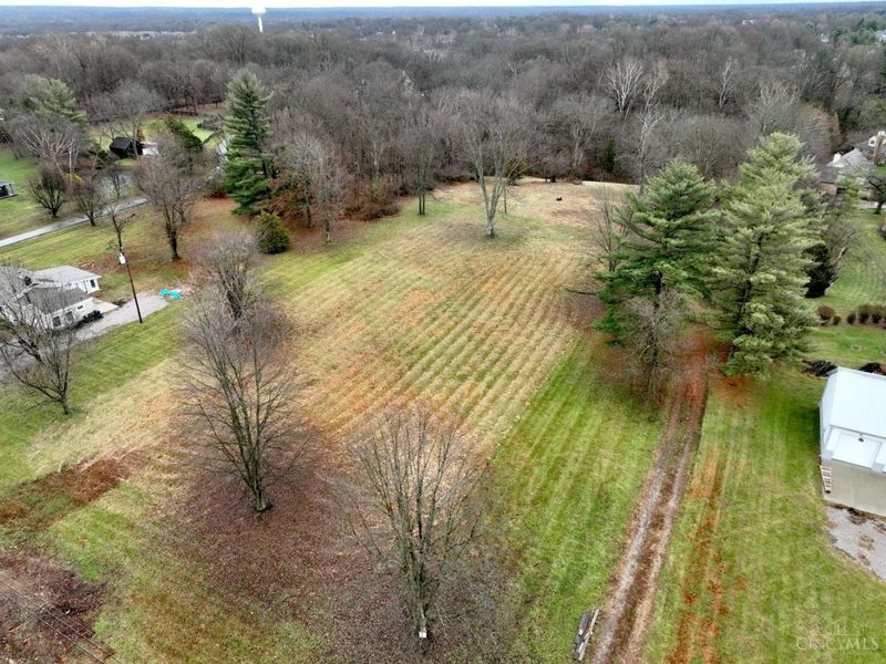 6695 Loveland Miamiville Road, Miami Township, OH 45140 Photo 12