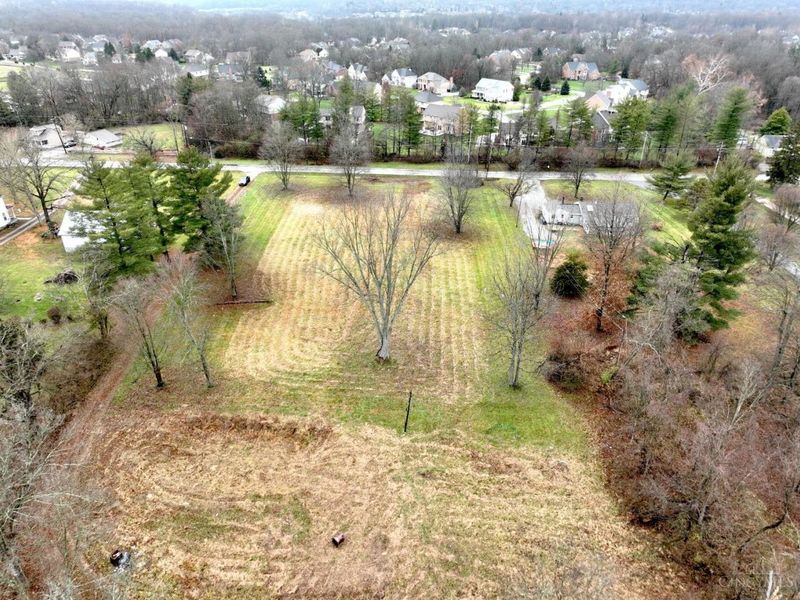 6695 Loveland Miamiville Road, Miami Township, OH 45140 Photo 13