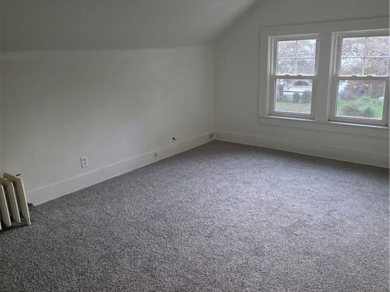 1045 Chalker Street, Akron, OH 44310 Photo 10