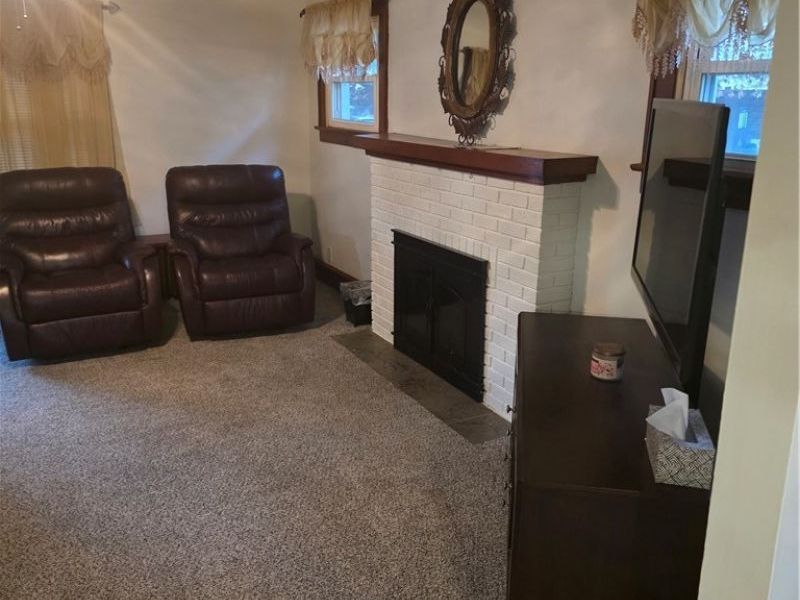 1045 Chalker Street, Akron, OH 44310 Photo 3