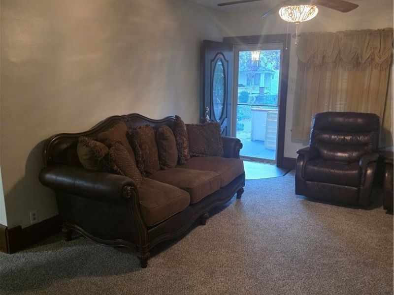 1045 Chalker Street, Akron, OH 44310 Photo 4